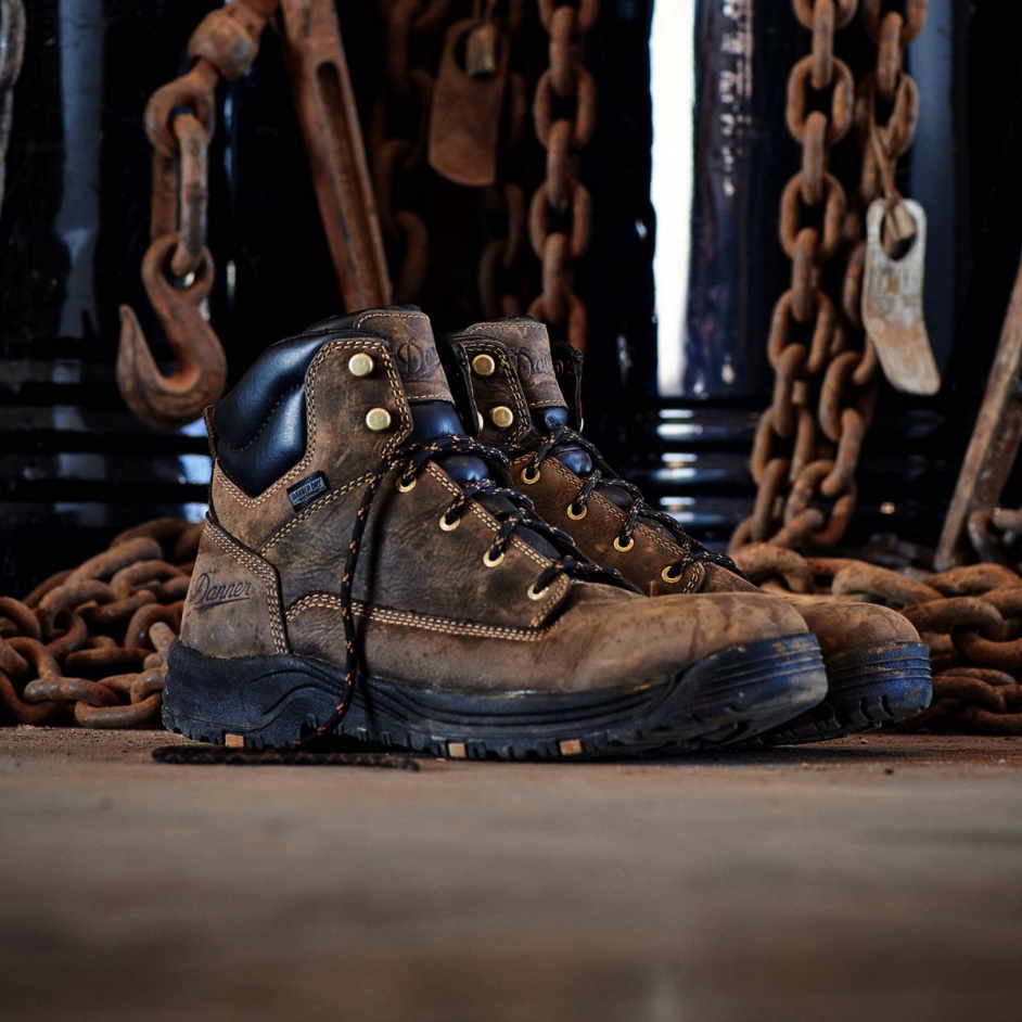 Caliper 6 Brown Aluminum Toe Danner