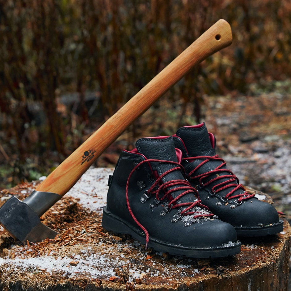 Mountain Pass Arctic Night 200G Danner