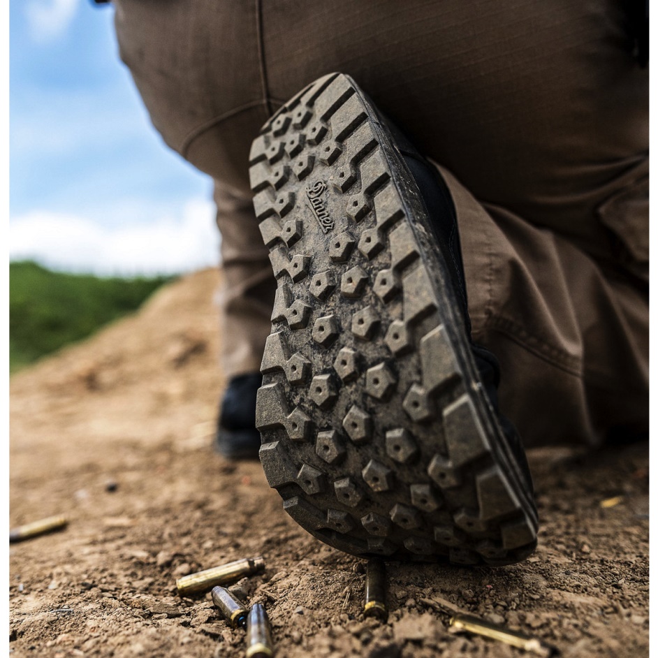 Tachyon Black Gore-Tex Danner